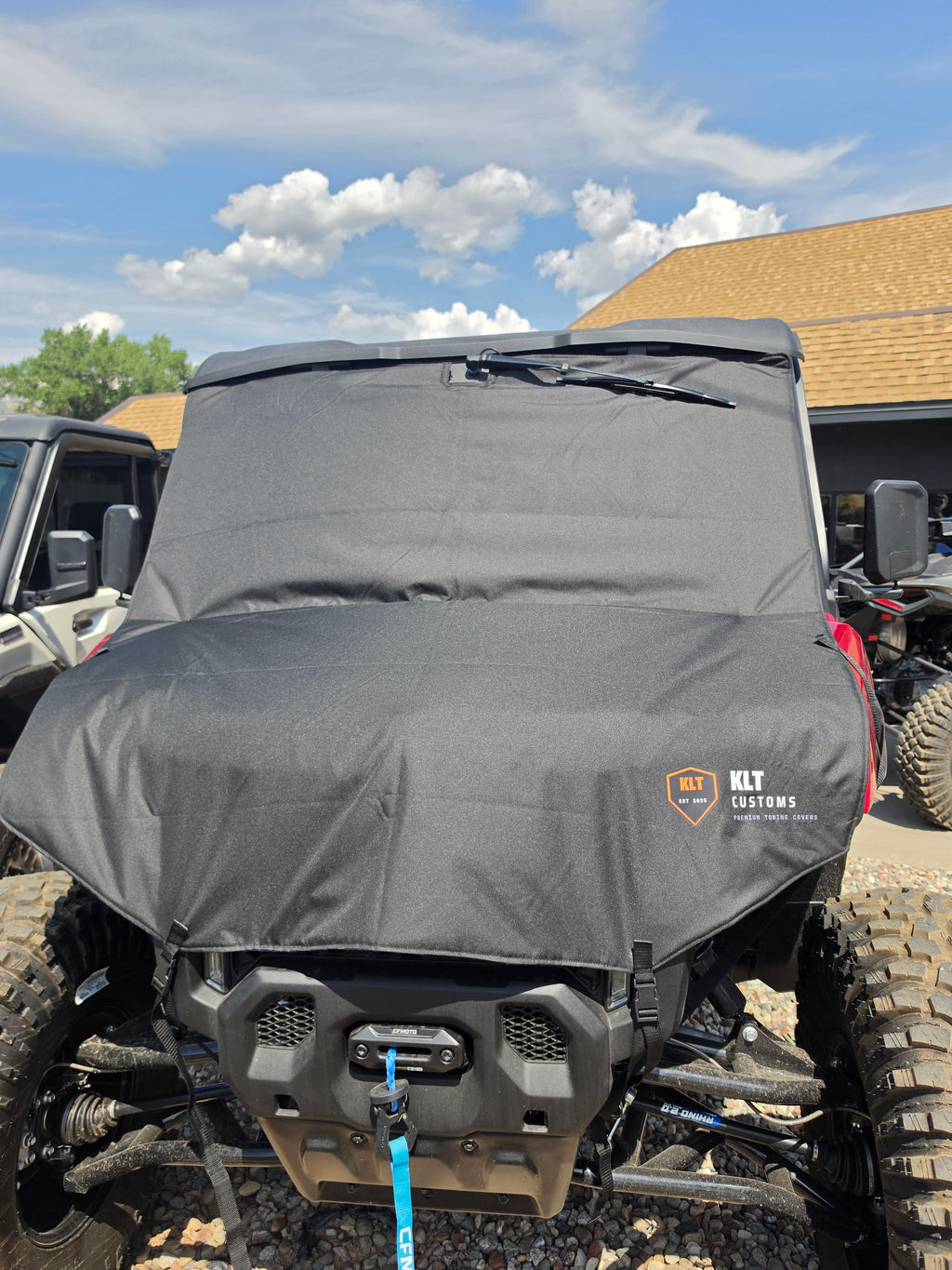 CFMOTO u10 UFORCE Highland Pro XL UTV Padded Windshield & Full Front Towing Cover